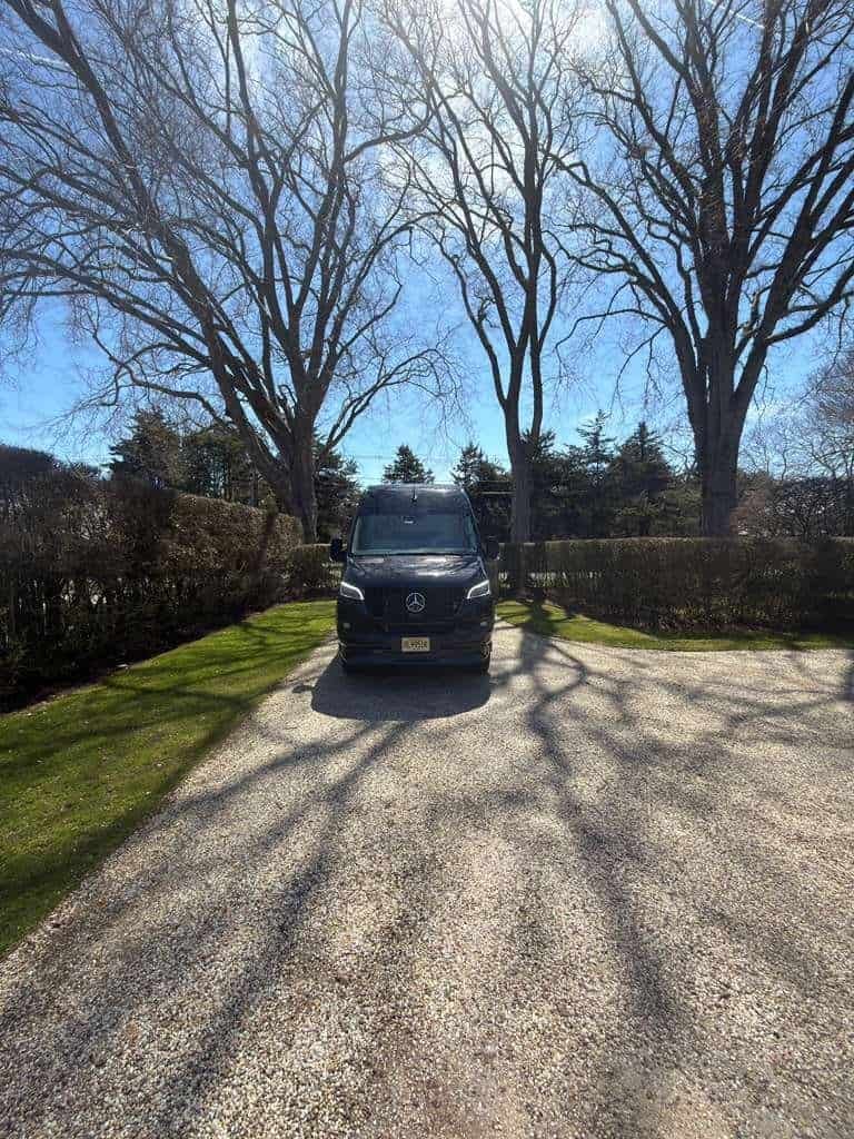 MUSAT Mercedes-Benz Executive Sprinter Van NYC — 14-passenger chauffeur service